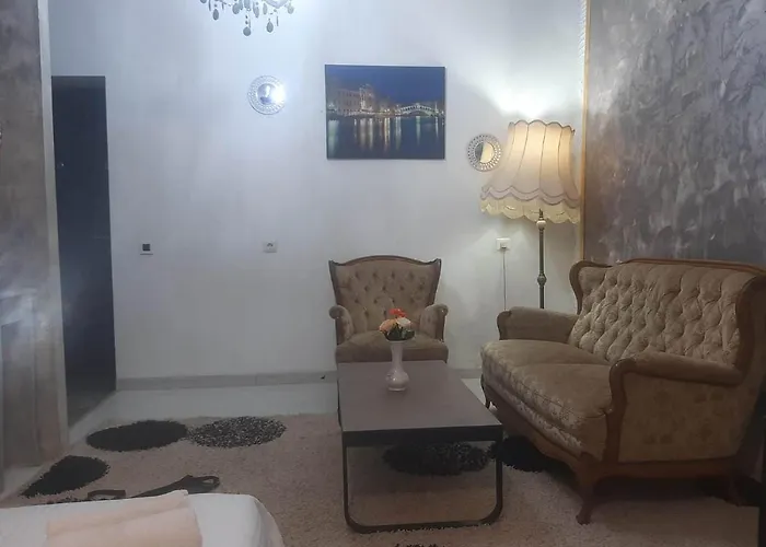 Apartmán In Near North Station *